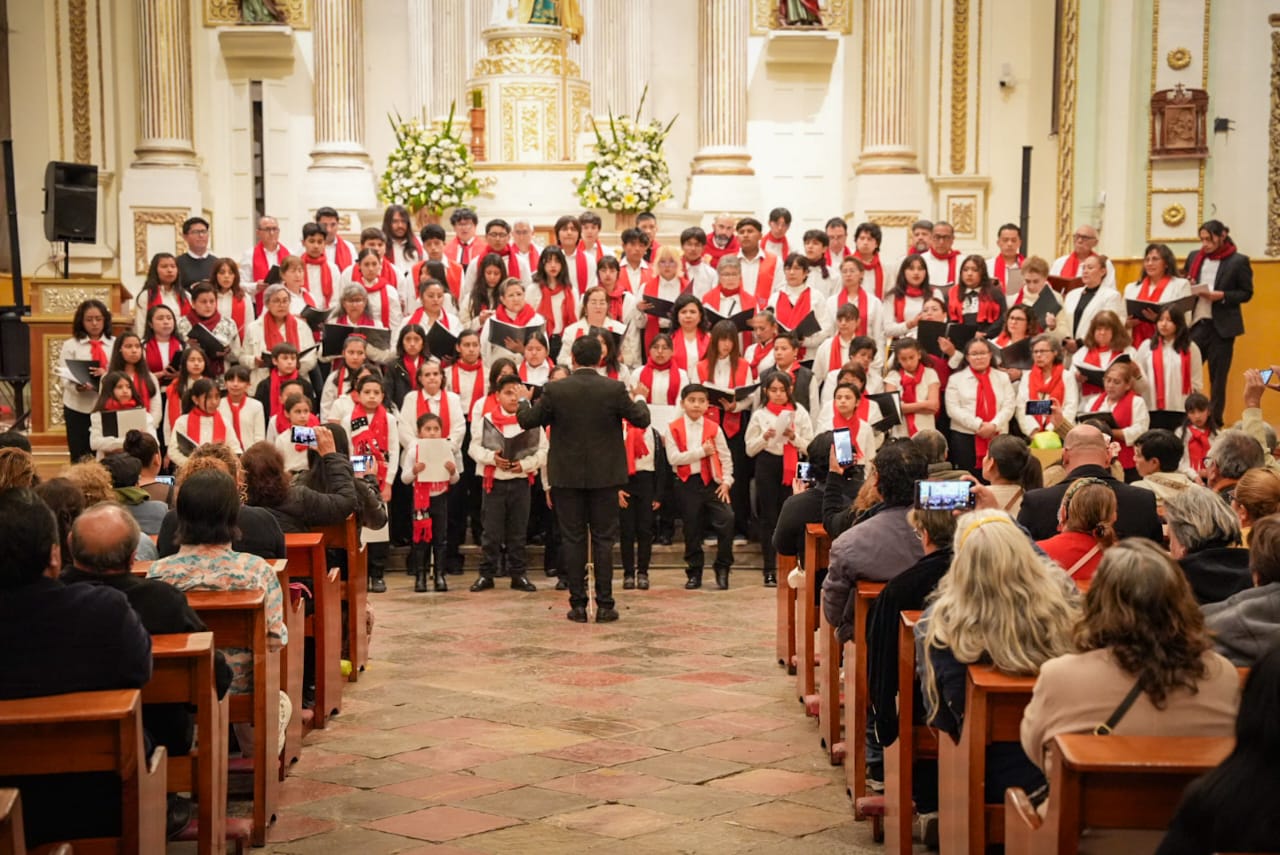 El Coro Monumental del Ayuntamiento de Tlaxcala se presentó en el Santuario de San José